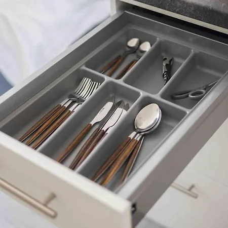 Urban Oasis With Queen Bed And View Be-33 דירה