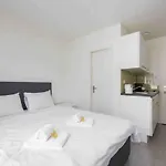 Urban Oasis With Queen Bed And View Be-33 *